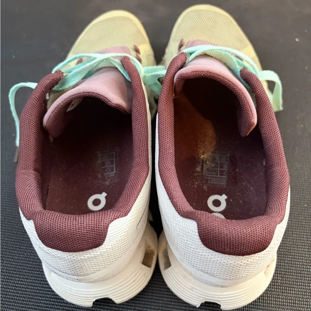 On Running Cloud 5 Ice/Haze Shoes Women’s Size 7.5 - Picture 4 of 5